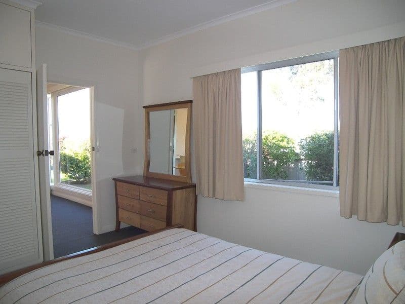7 Osborne Esplanade, KINGSTON BEACH TAS 7050, Kingston Beach - Thumbnail 5