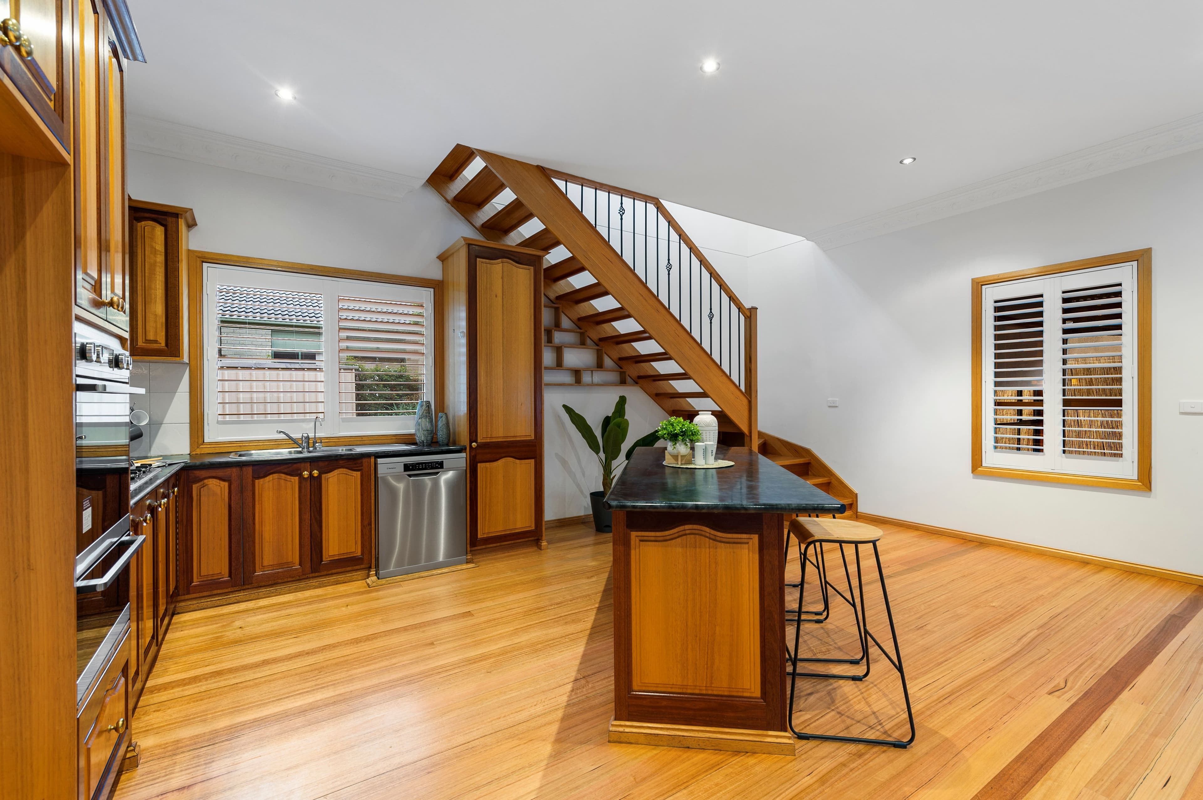 17 Wattlepark Street, Caroline Springs VIC 3023, Caroline Springs - Thumbnail 5