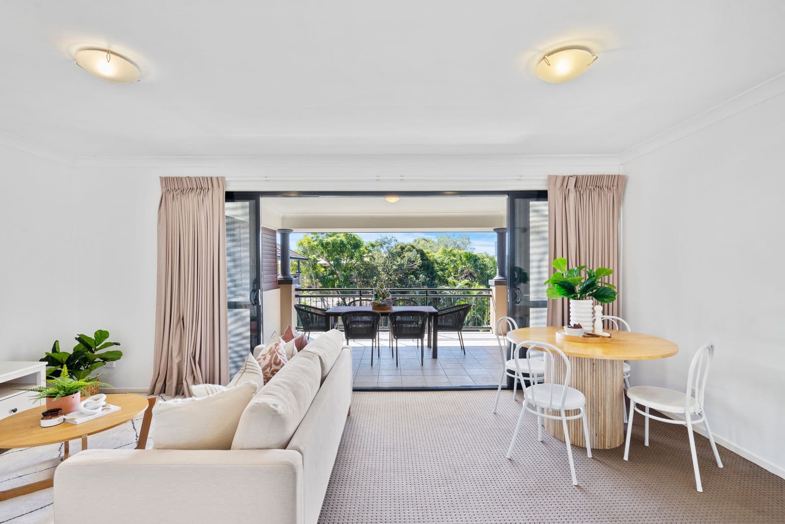 42 Durham Street, St Lucia QLD 4067, St Lucia - Image 1