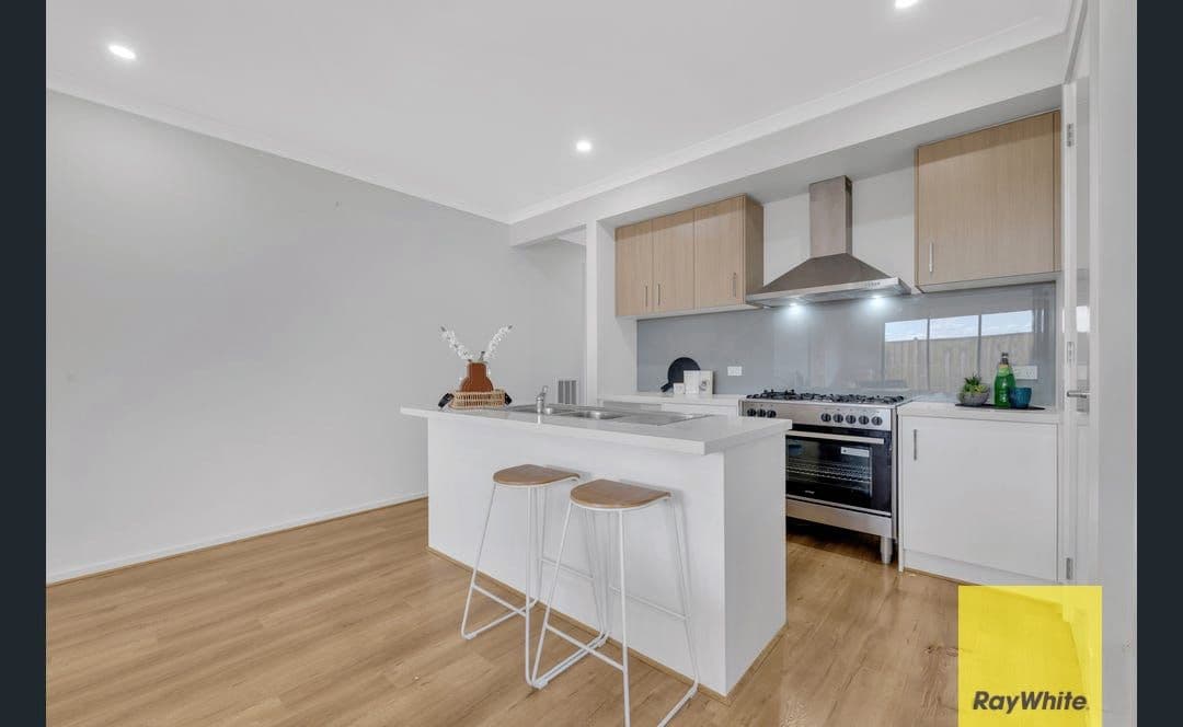 5 Lowell Road, Tarneit VIC 3029, Tarneit - Thumbnail 3