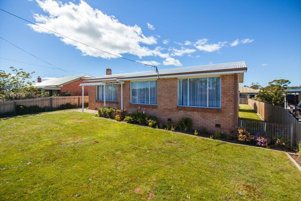 207 Peel Street, SUMMERHILL TAS 7250, Summerhill - Image 1