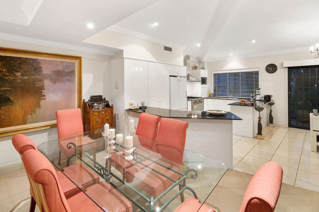 45 Christopher Place, Sinnamon Park, Sinnamon Park - Thumbnail 5