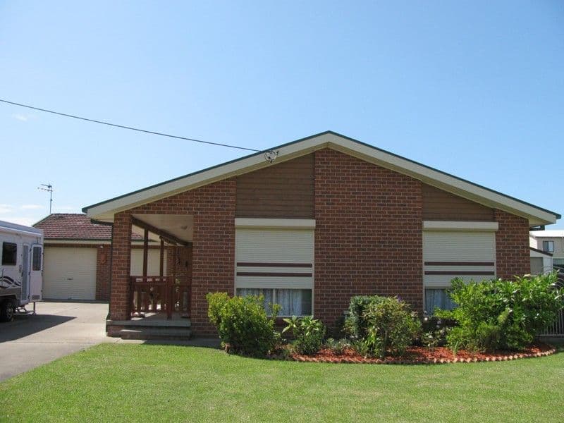 42 Ainslie Parade, TOMAKIN NSW 2537, Tomakin - Image 1