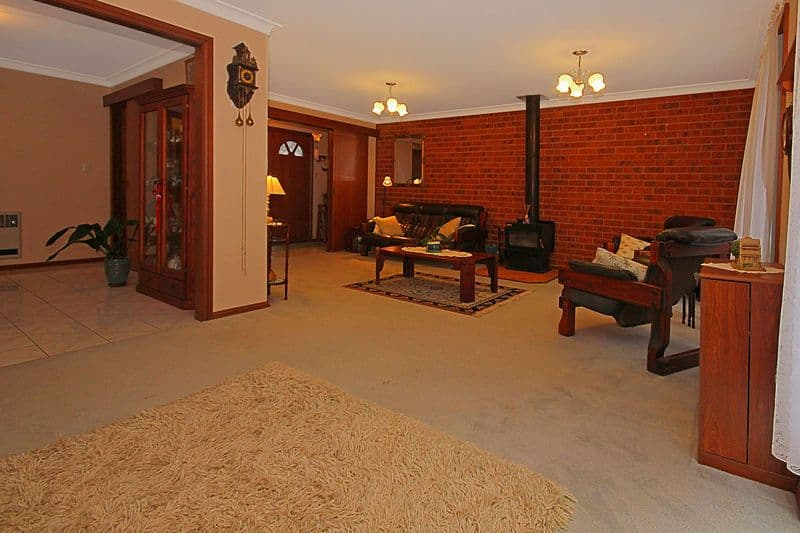 42 Ainslie Parade, TOMAKIN NSW 2537, Tomakin - Thumbnail 2