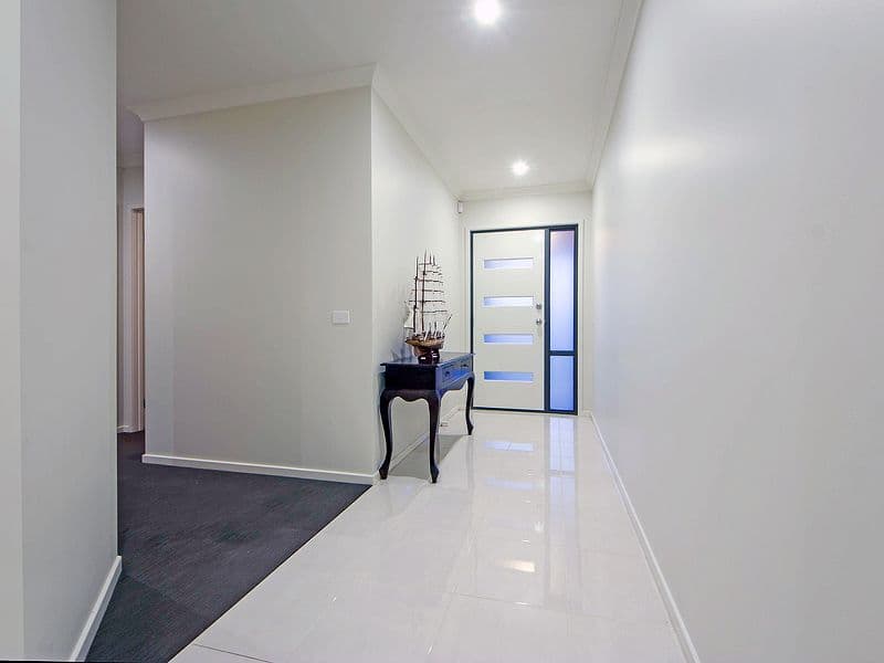3 Deakin Place, Forest Lake QLD 4078, Forest Lake - Thumbnail 4