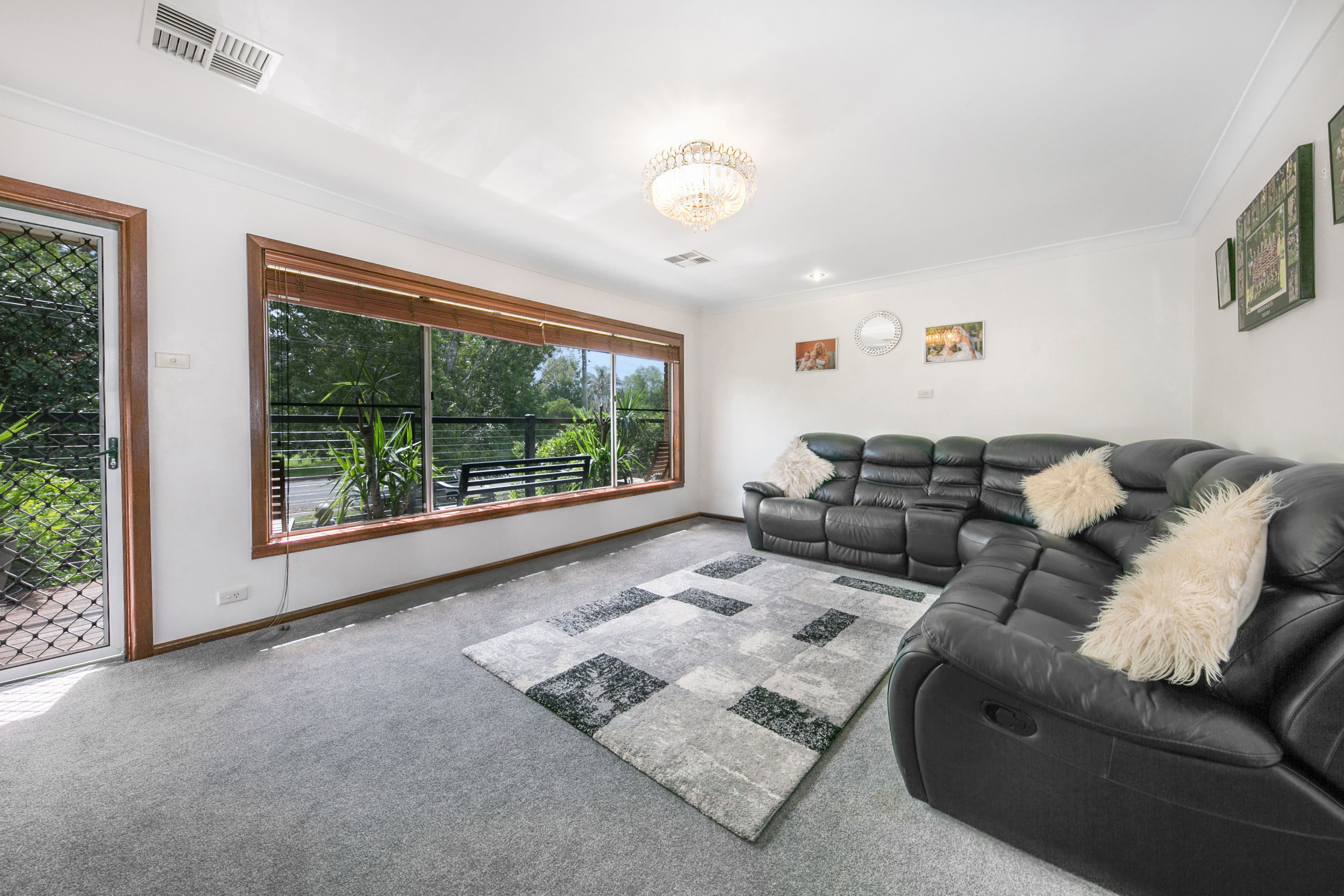 220 Castlereagh Road, Richmond - Thumbnail 2