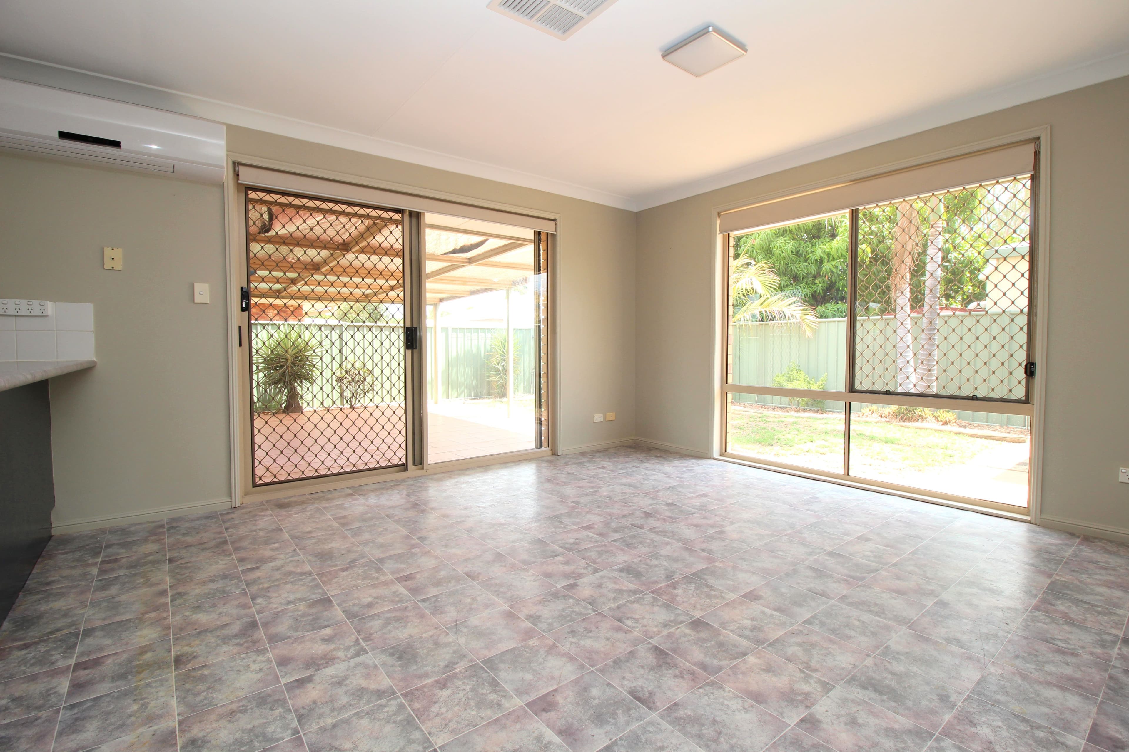 4 Sharlyn Crescent, Emerald QLD 4720, Emerald - Thumbnail 6