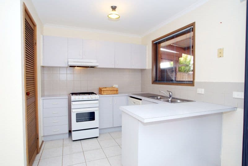 26  Callistemon Avenue, KEYSBOROUGH VIC 3173, Keysborough - Thumbnail 3