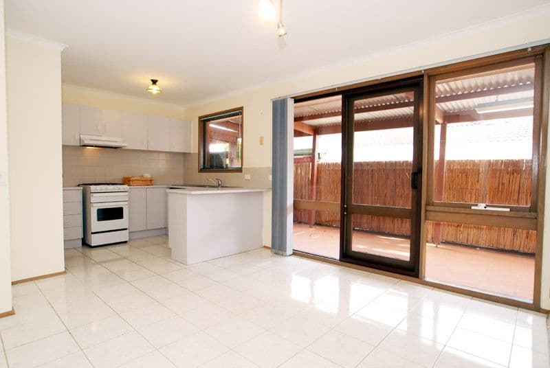 26  Callistemon Avenue, KEYSBOROUGH VIC 3173, Keysborough - Thumbnail 4