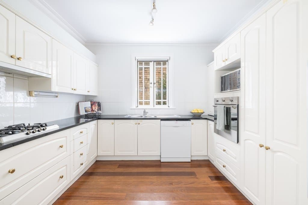 13 Neutral Street, North Sydney - Thumbnail 4