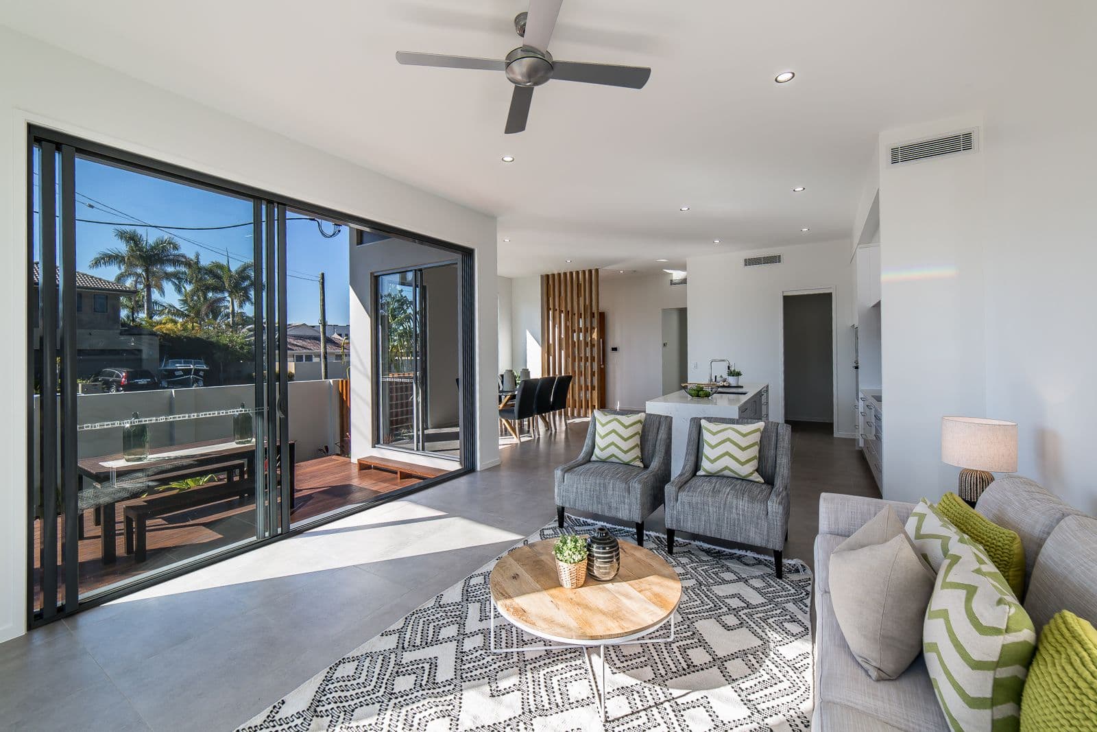 52 Stradbroke Street, Runaway Bay QLD 4216, Runaway Bay - Thumbnail 5