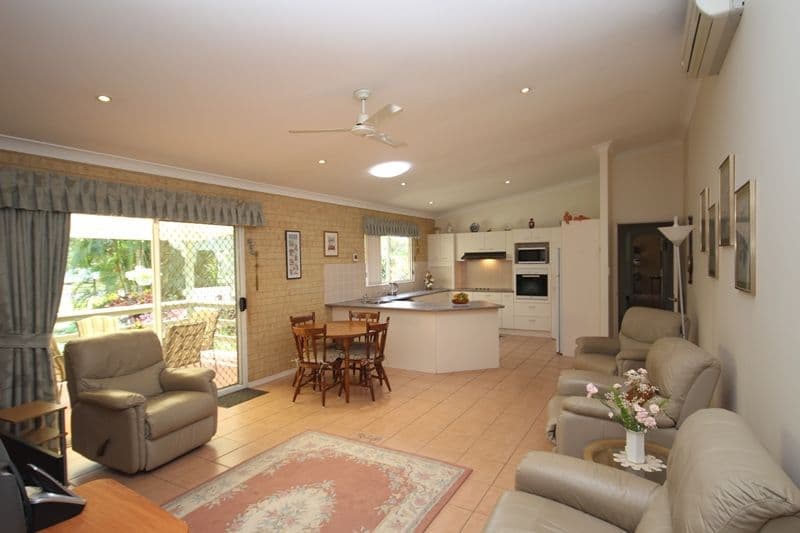 43 Alfs Pinch, Beerwah QLD 4519, Beerwah - Thumbnail 2