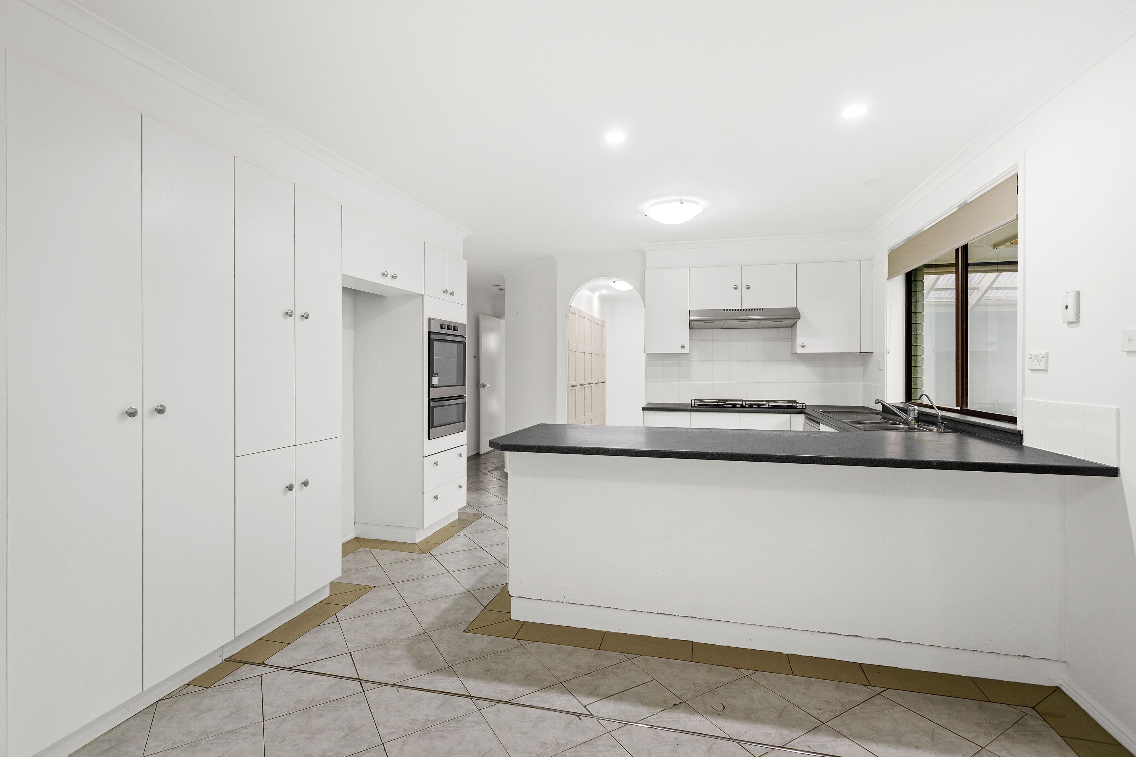 16 Featherwood Place, Albion Park Rail NSW 2527, Albion Park Rail - Thumbnail 2
