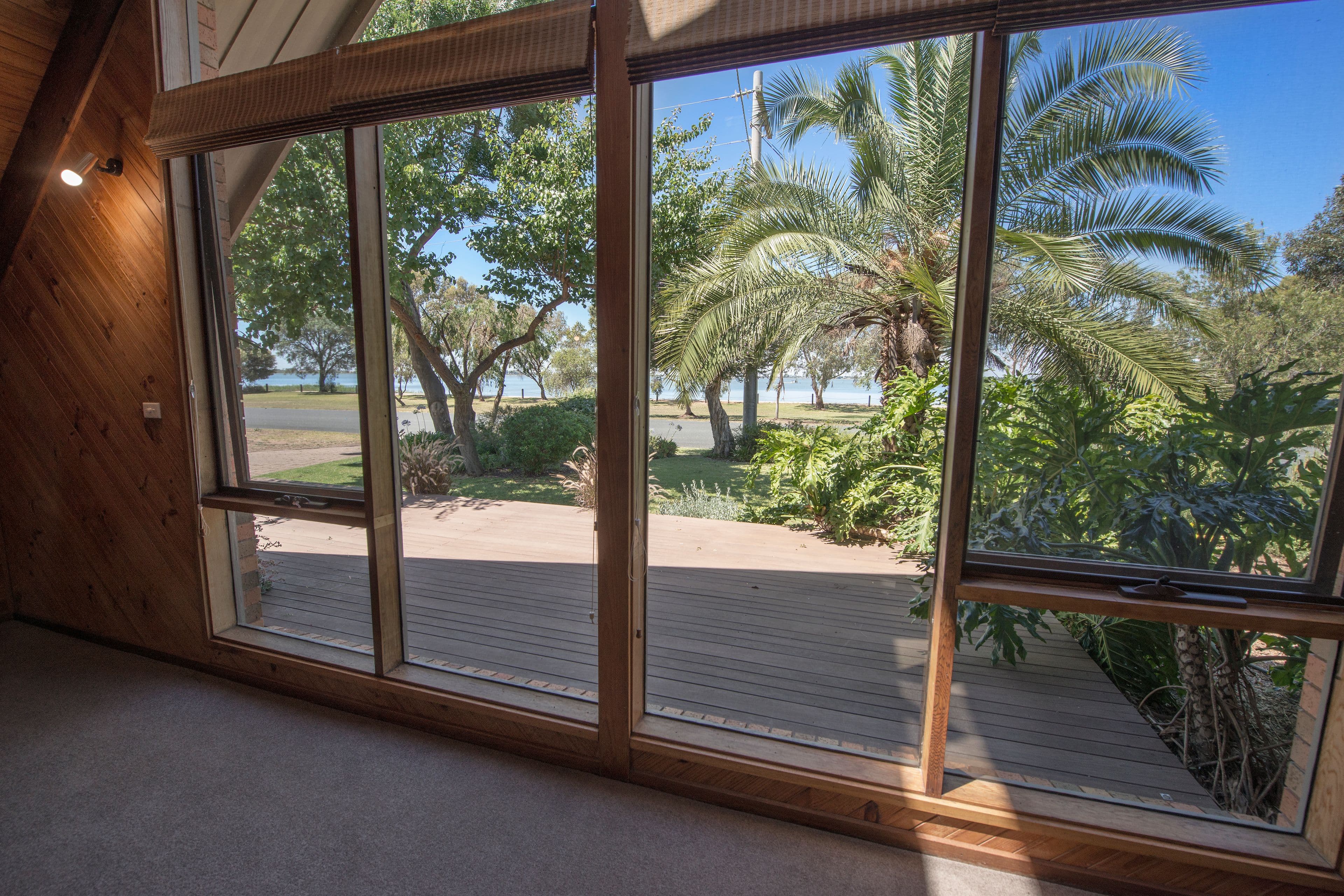327 Lakeside Drive, Lake Boga VIC 3584, Lake Boga - Thumbnail 4
