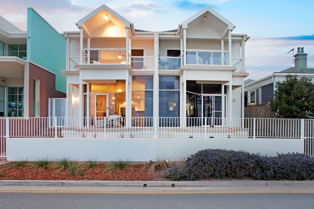 313 Esplanade, Henley Beach SA 5022, Henley Beach - Thumbnail 2