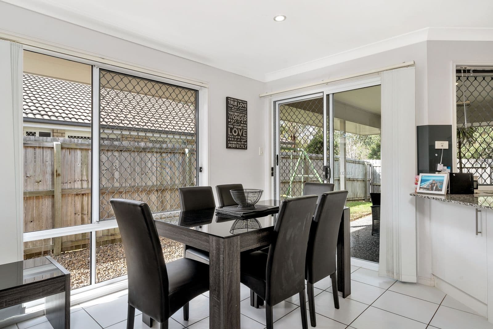 9 NEWMARKET Drive, Morayfield QLD 4506, Morayfield - Thumbnail 3