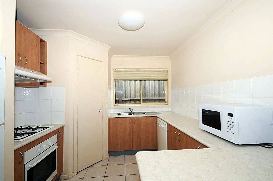 4 Paydon Way, Hampton Park VIC 3976, Hampton Park - Thumbnail 3