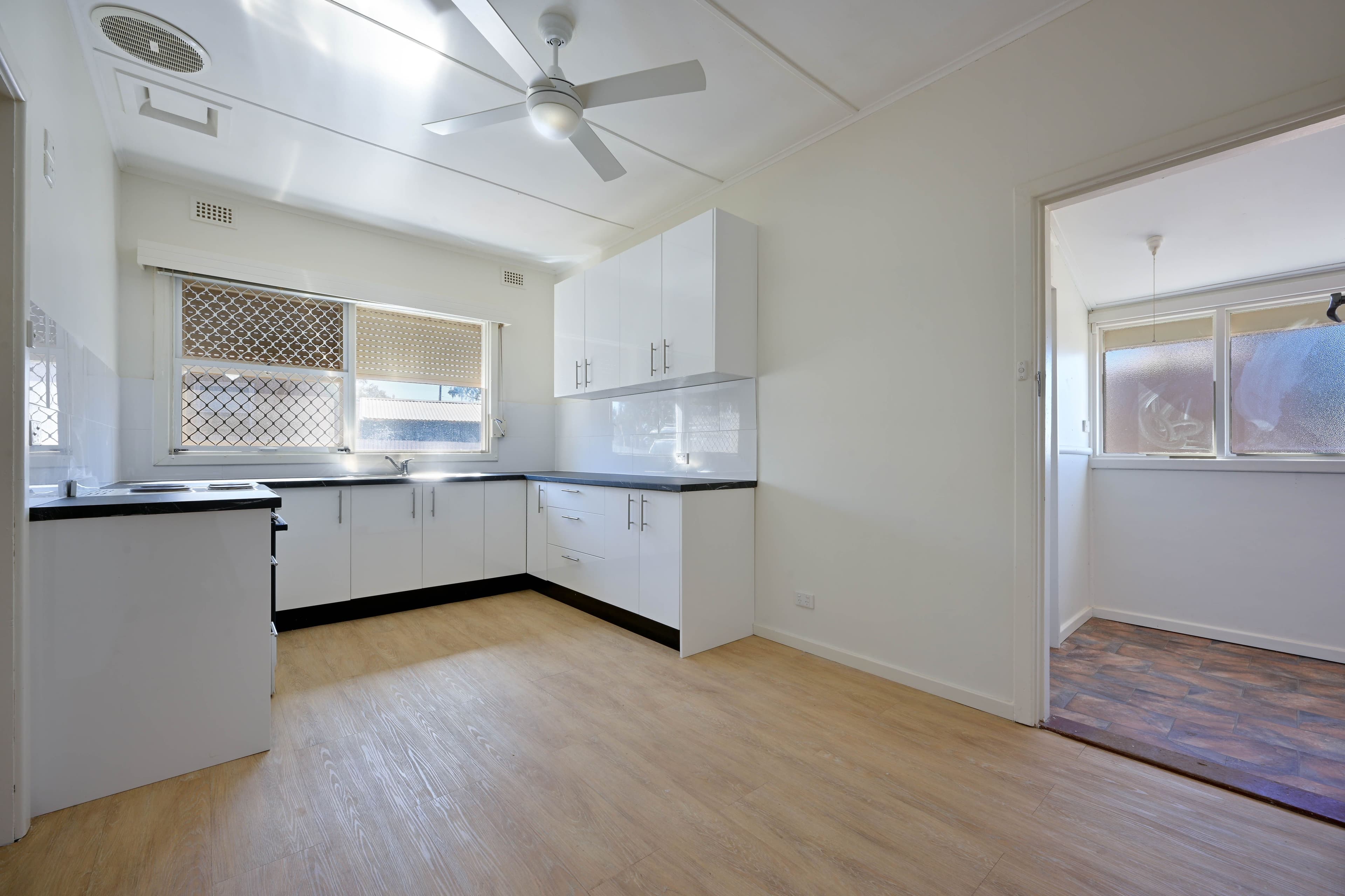 8 Martlew Street, Port Augusta SA 5700, Port Augusta - Thumbnail 4