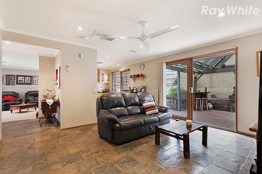 12 Nicholas Court, Lysterfield VIC 3156, Lysterfield - Thumbnail 5