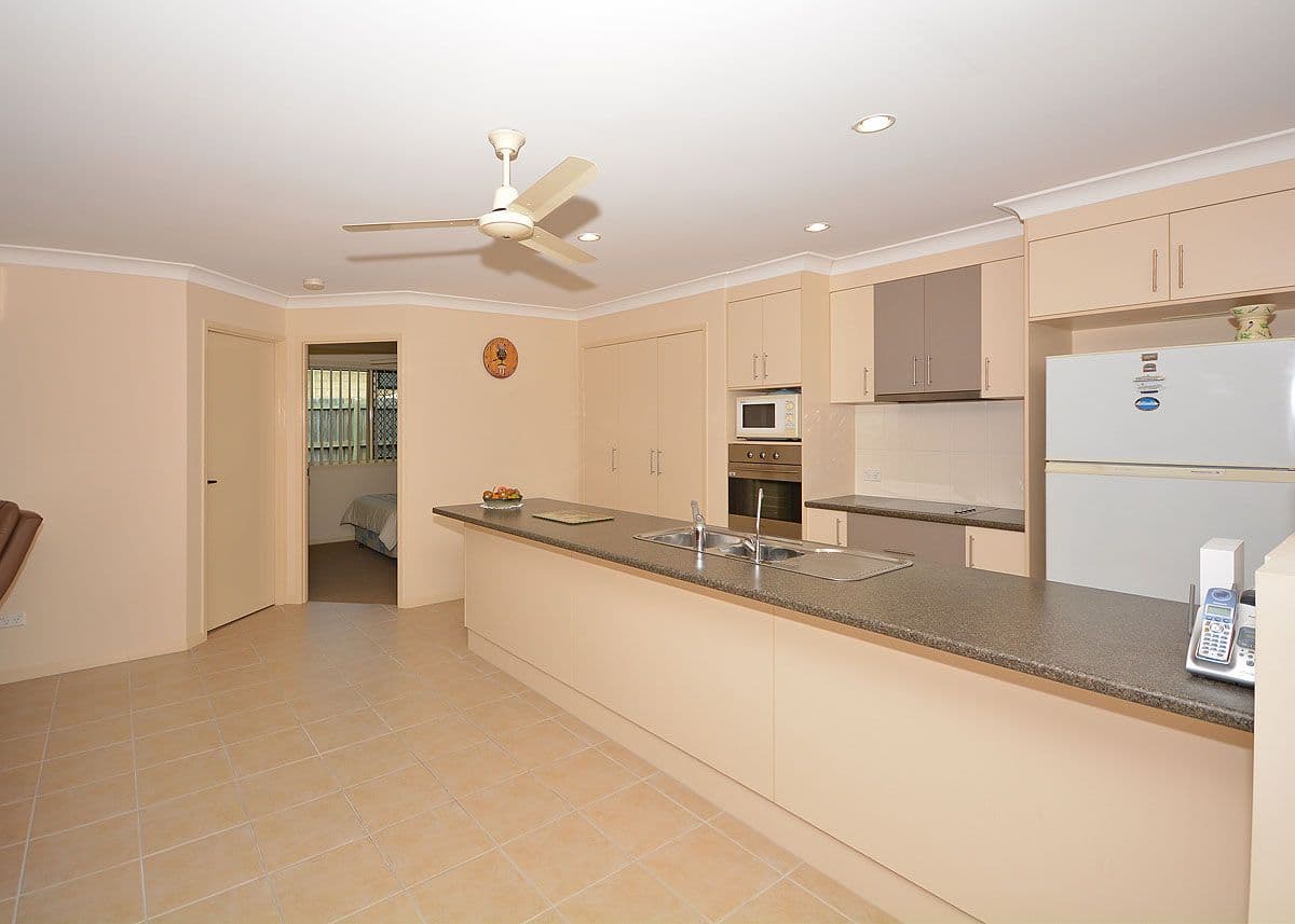 6 Summit Ridge Drive, Nikenbah QLD 4655, Nikenbah - Thumbnail 5