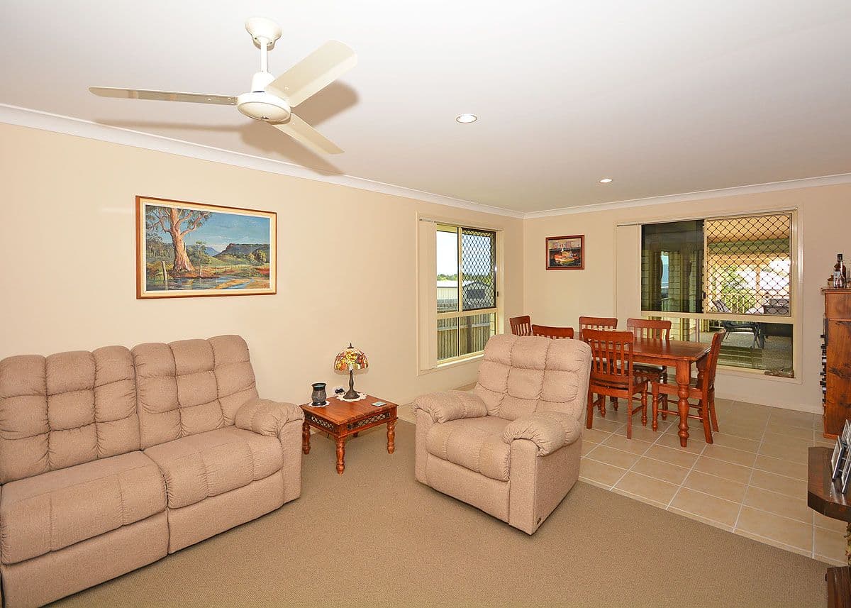 6 Summit Ridge Drive, Nikenbah QLD 4655, Nikenbah - Thumbnail 7