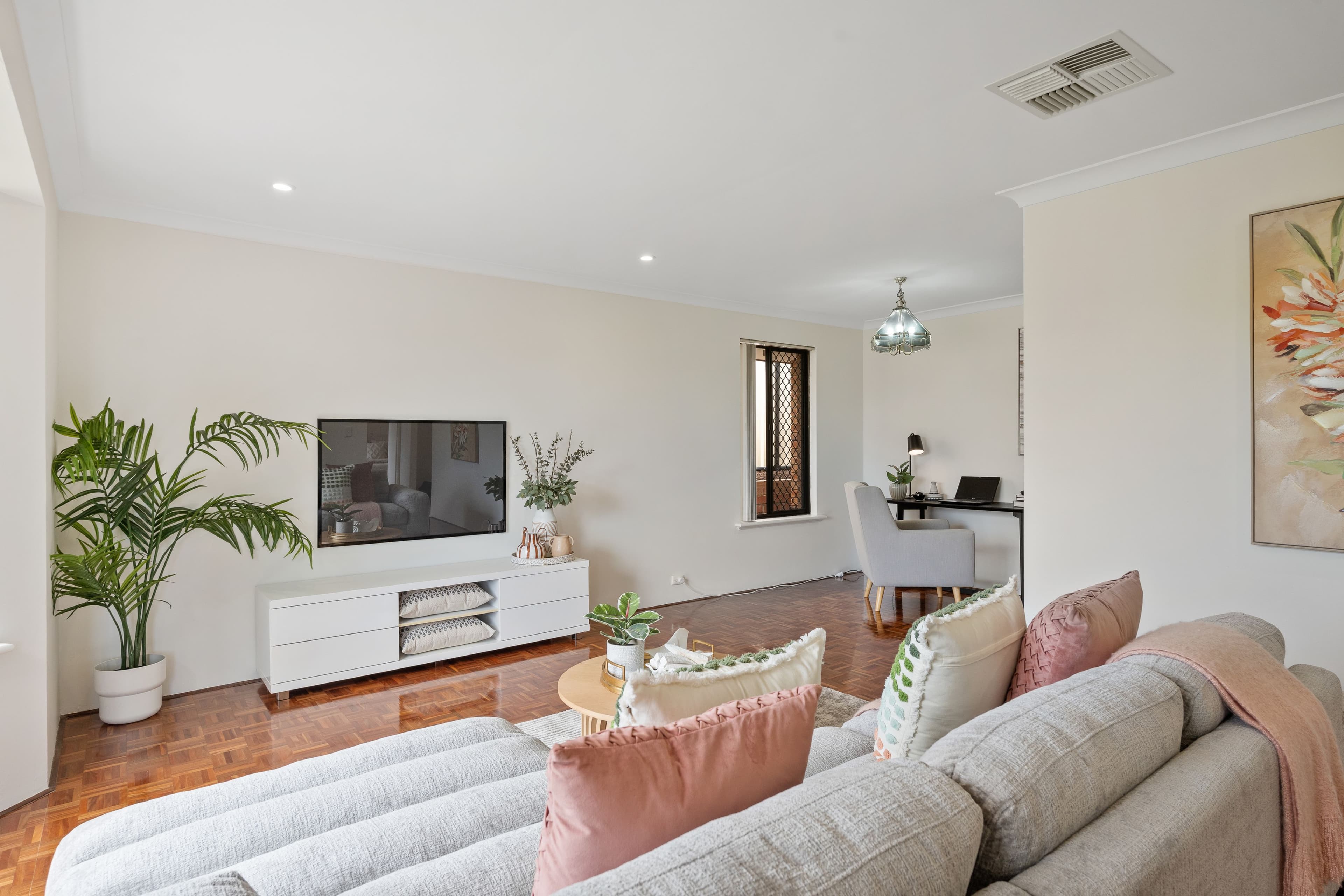 85 Wimbledon Drive, Kingsley WA 6026, Kingsley - Thumbnail 4