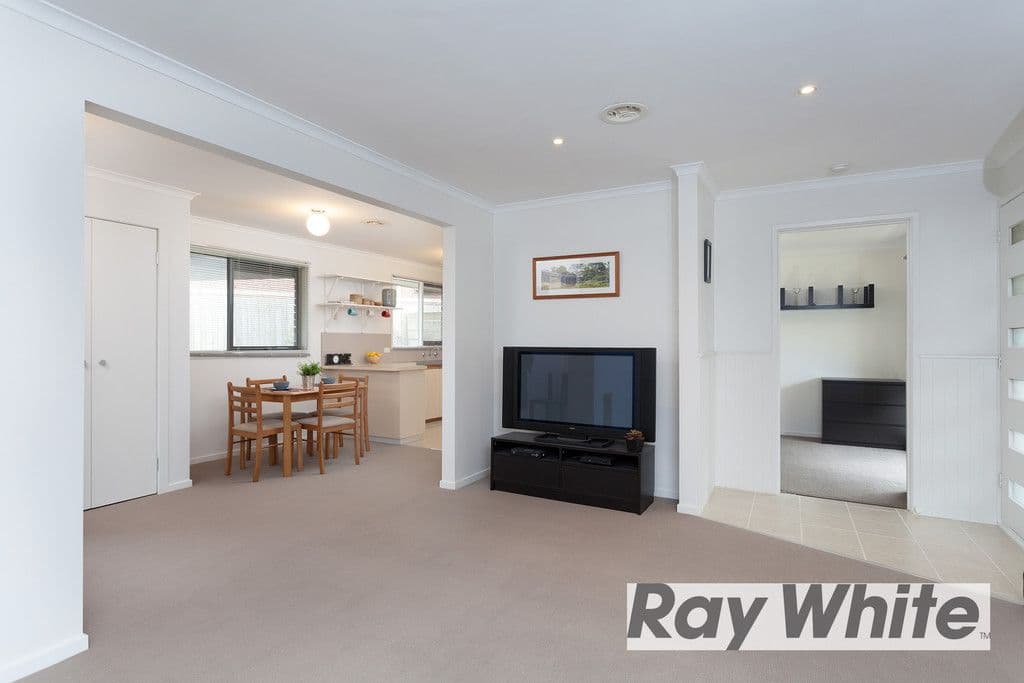 7 Sandra Court, SOMERVILLE VIC 3912, Somerville - Thumbnail 2