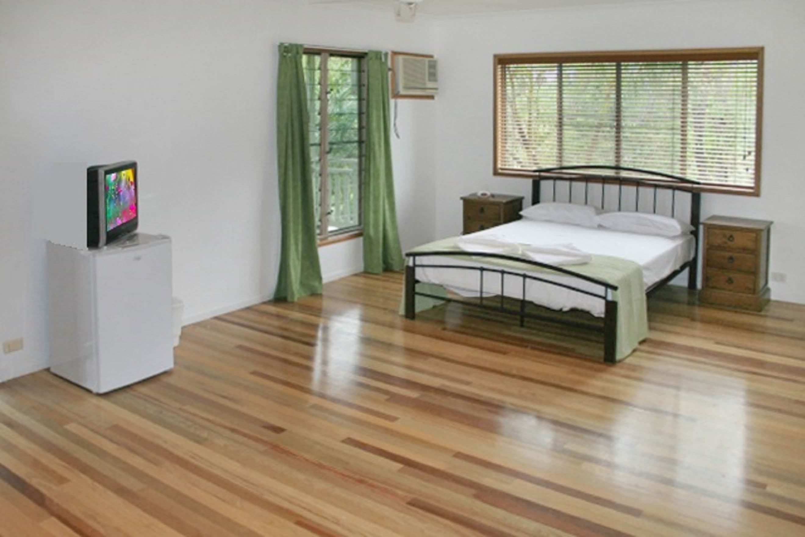 34 Waterson Way, Airlie Beach QLD 4802, Airlie Beach - Thumbnail 8