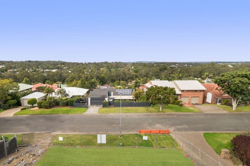 30 Hakea Crescent, Chapel Hill QLD 4069, Chapel Hill - Image 1