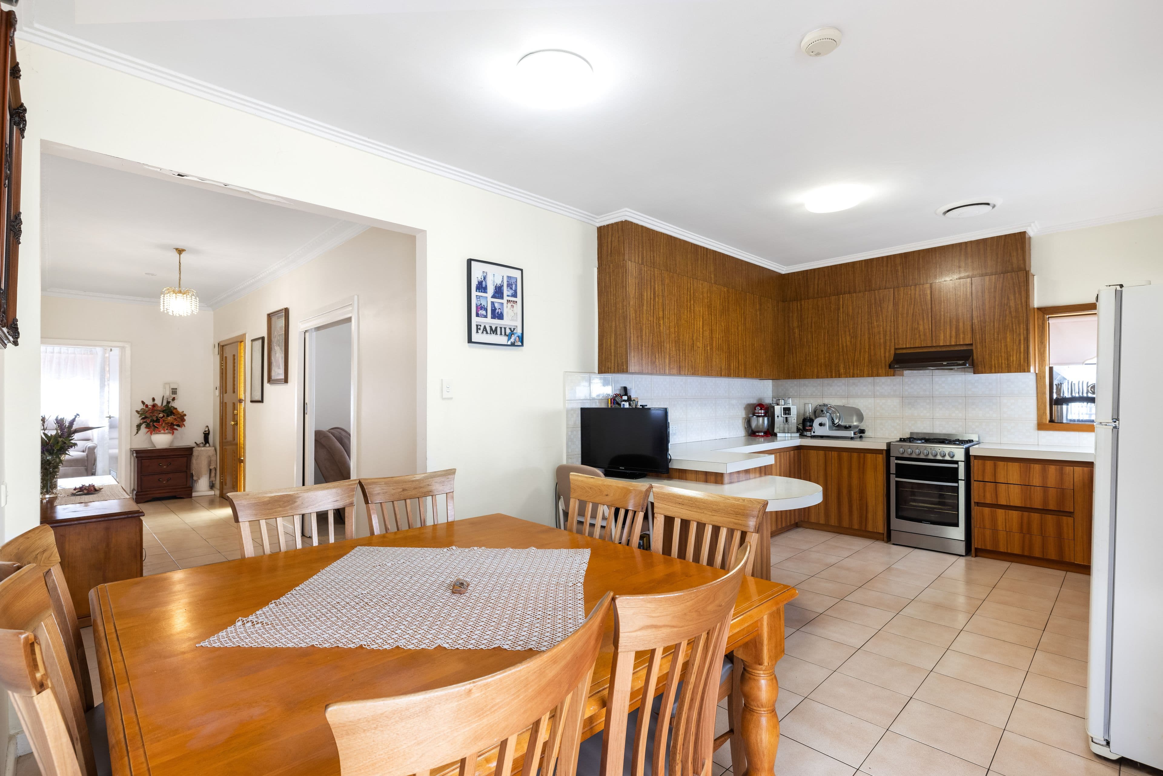 32 Margaret Street, Oak Park VIC 3046, Oak Park - Thumbnail 4