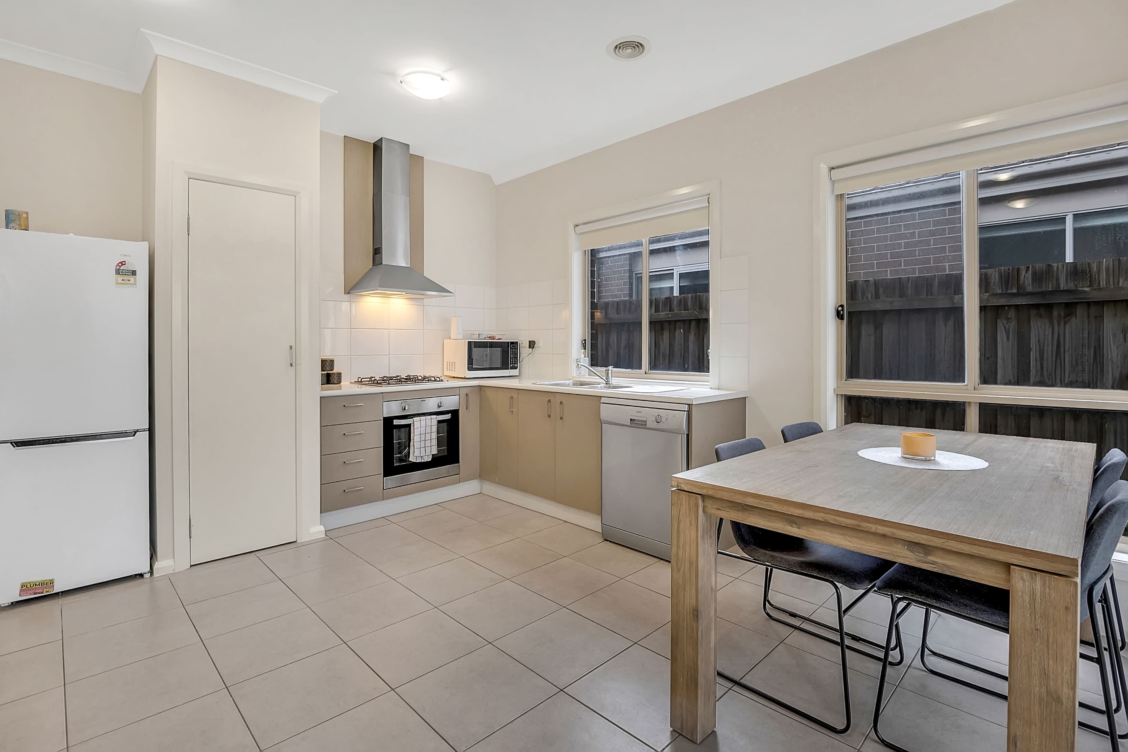 25 Ballybunion Avenue, Craigieburn VIC 3064, Craigieburn - Thumbnail 4