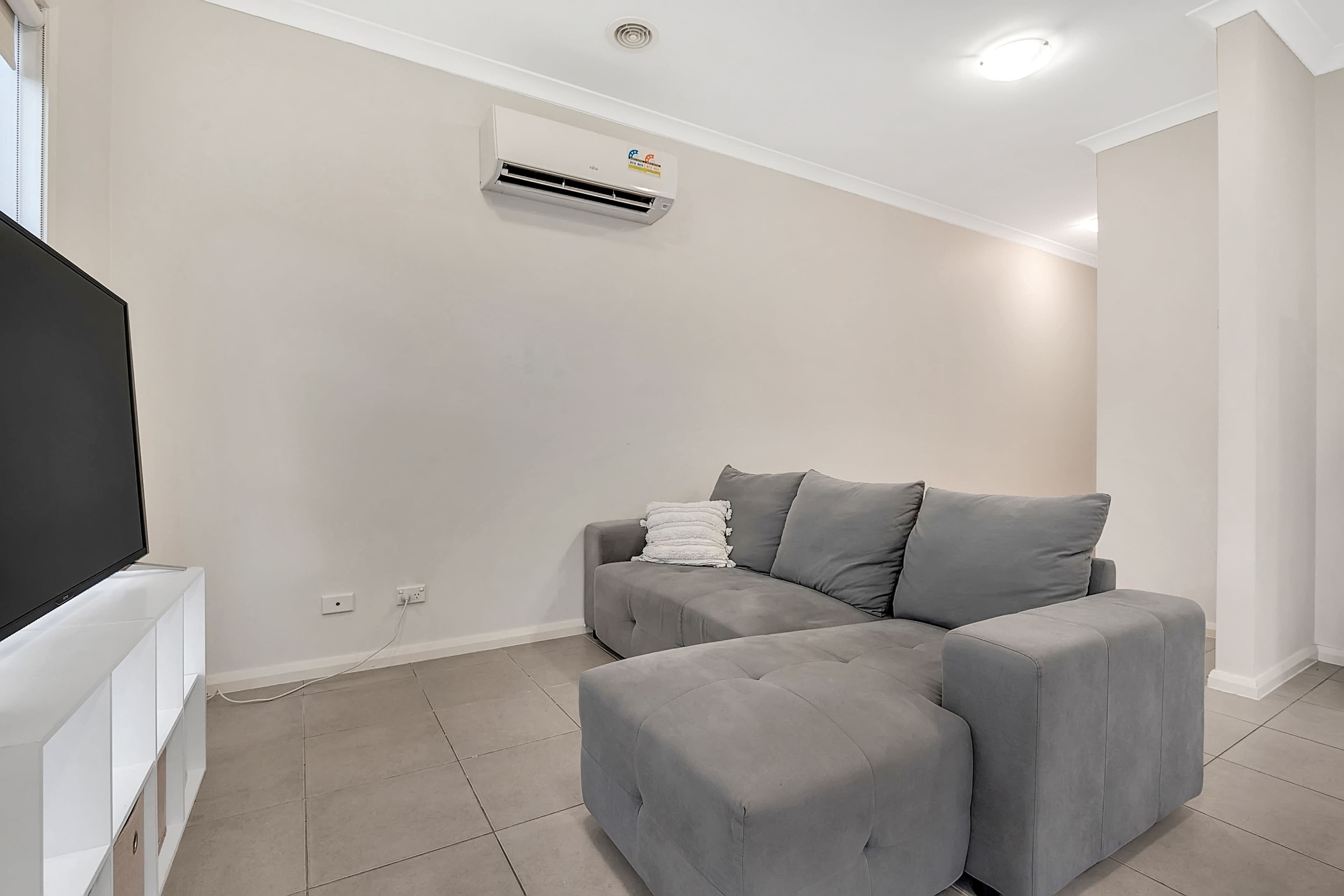 25 Ballybunion Avenue, Craigieburn VIC 3064, Craigieburn - Thumbnail 7