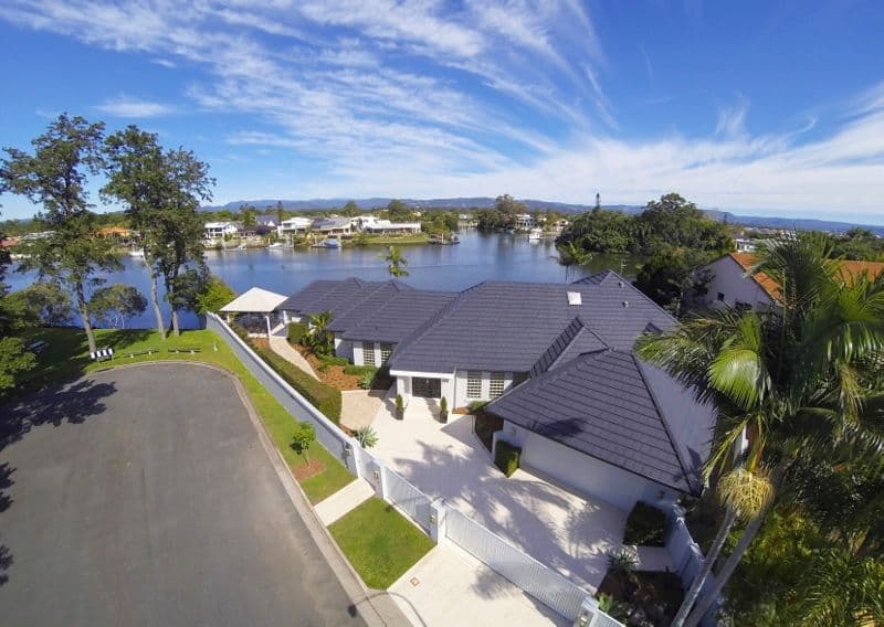 2 Campbell Street, SORRENTO QLD 4217, Sorrento - Thumbnail 2