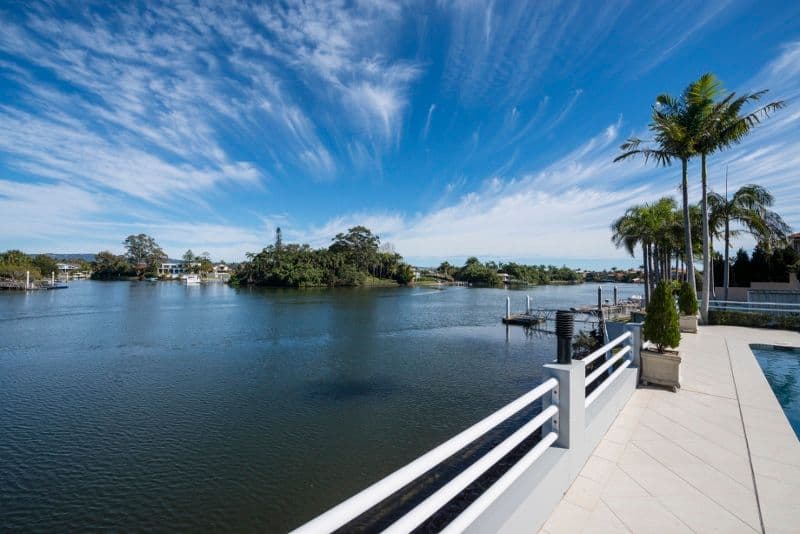 2 Campbell Street, SORRENTO QLD 4217, Sorrento - Thumbnail 3
