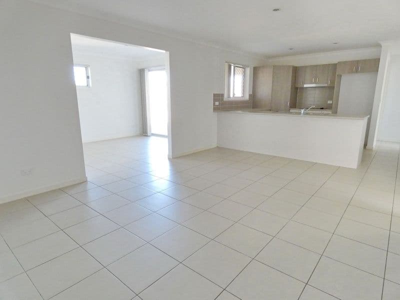 10 Hershey Close, Yarrabilba QLD 4207, Yarrabilba - Thumbnail 2