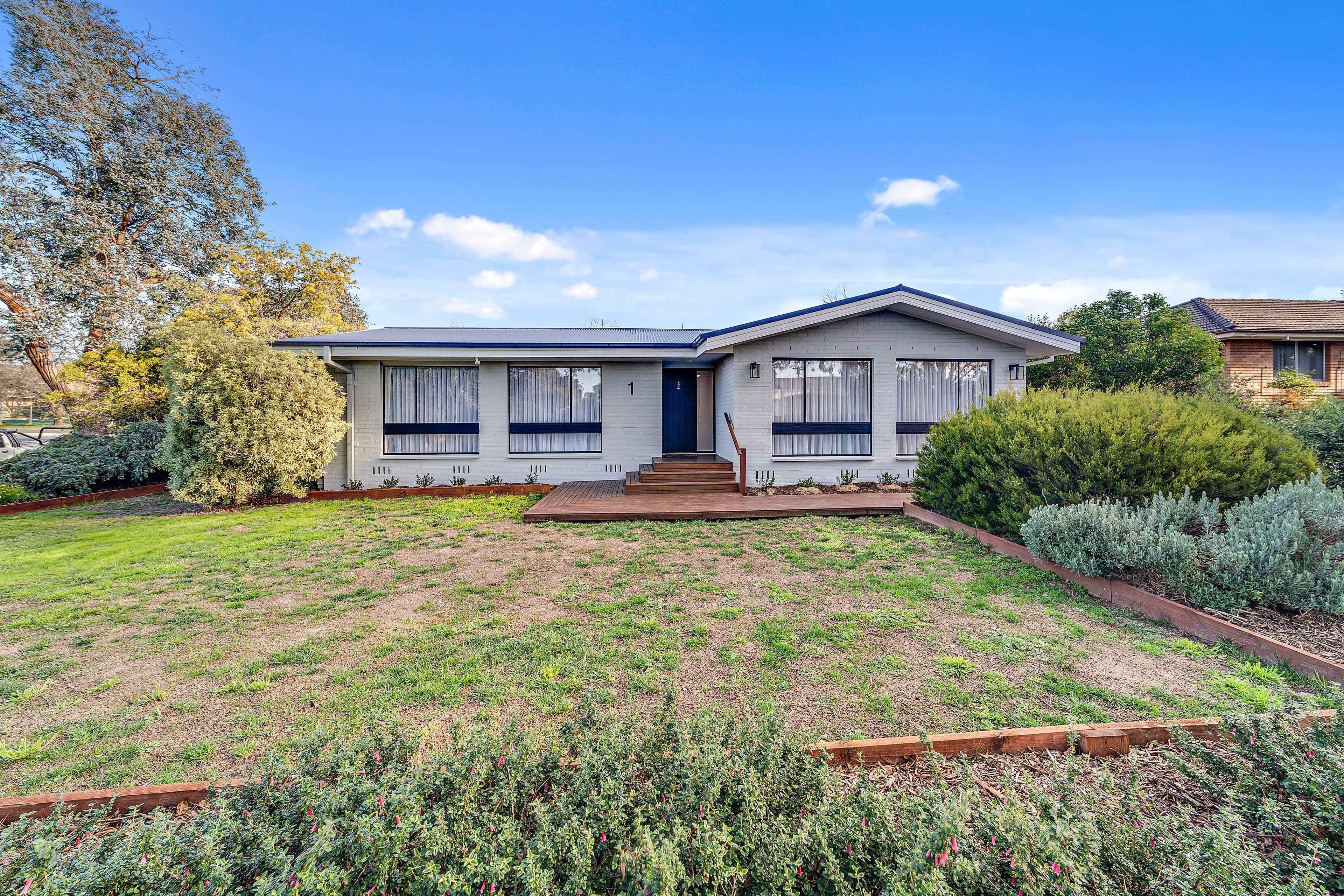 1 Morris Street, Higgins ACT 2615, Higgins - Thumbnail 2