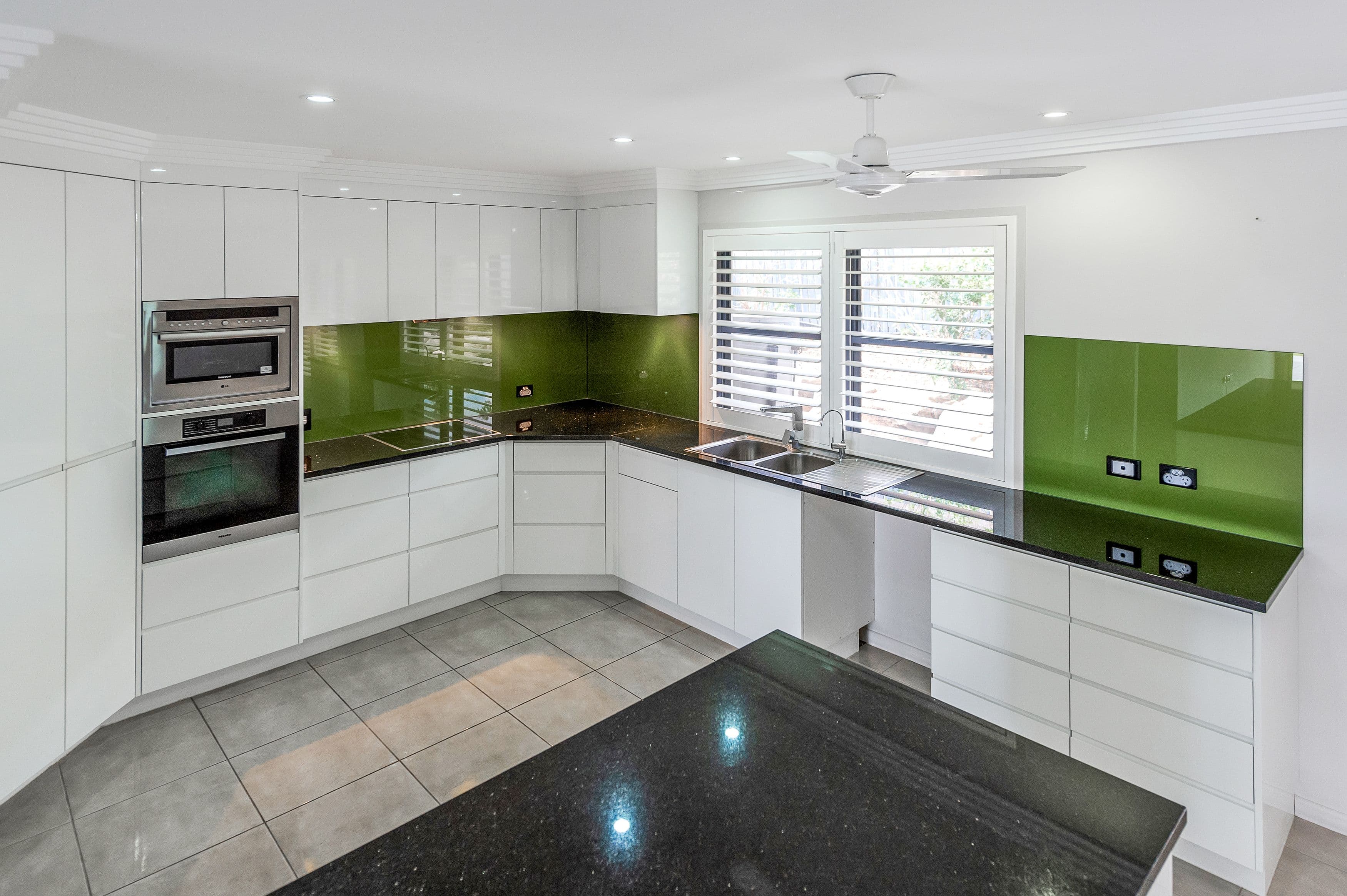 12 Skyline Drive, Norman Gardens QLD 4701, Norman Gardens - Thumbnail 3