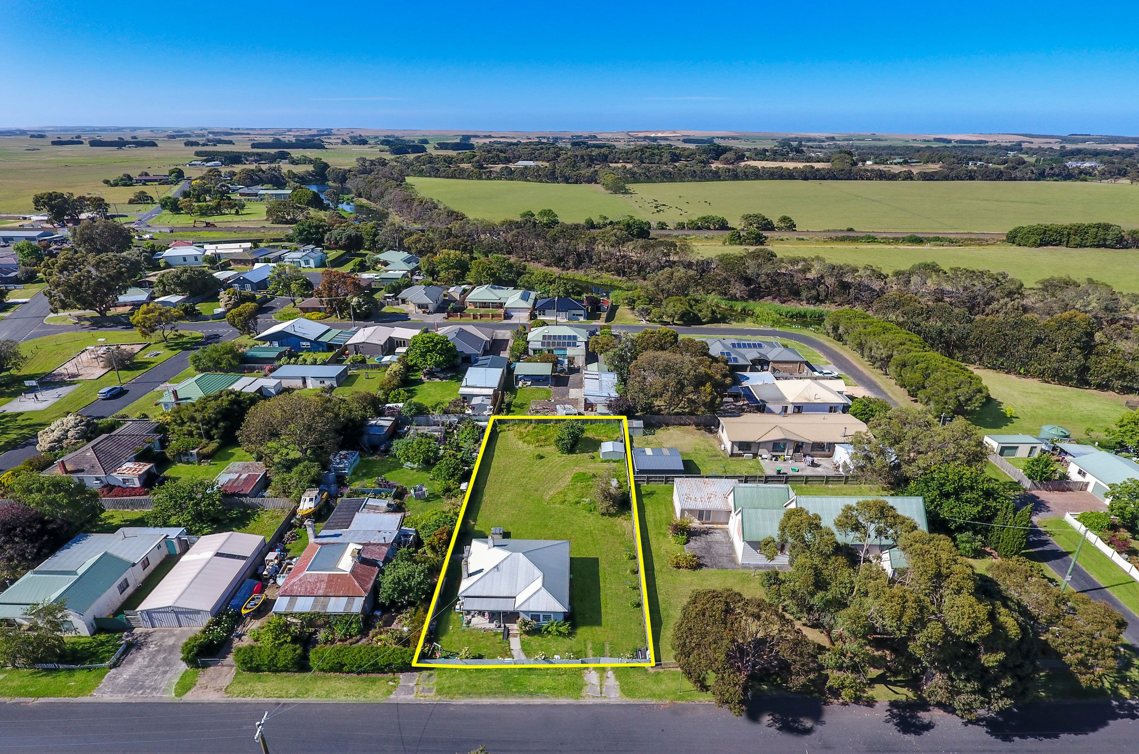 19 Frank Street, Allansford VIC 3277, Allansford - Image 1