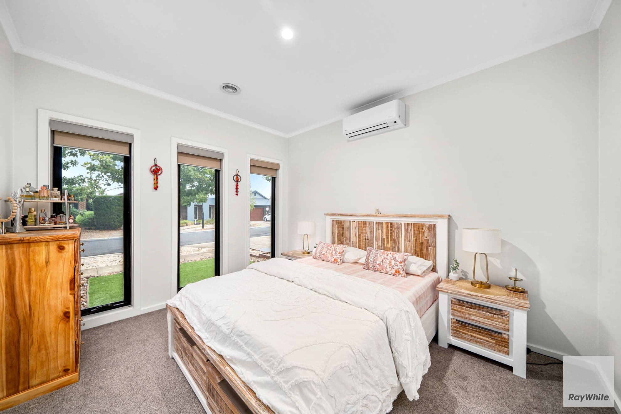 11 Gisborne Way, Caroline Springs VIC 3023, Caroline Springs - Thumbnail 7