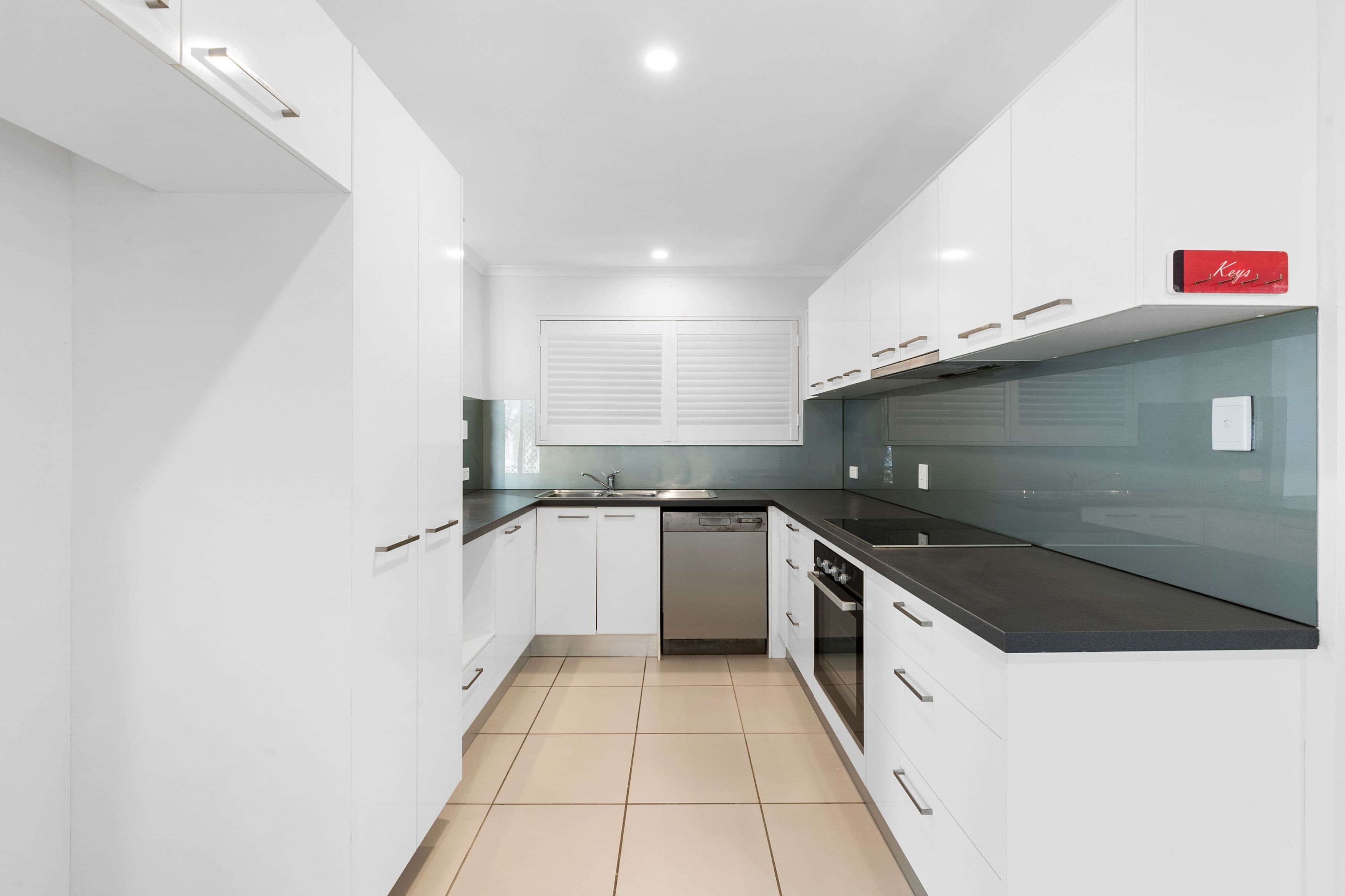 41 Carwell Avenue, Petrie QLD 4502, Petrie - Thumbnail 5