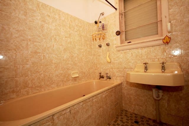 4 Gray Crescent, YAGOONA NSW 2199, Yagoona - Thumbnail 7