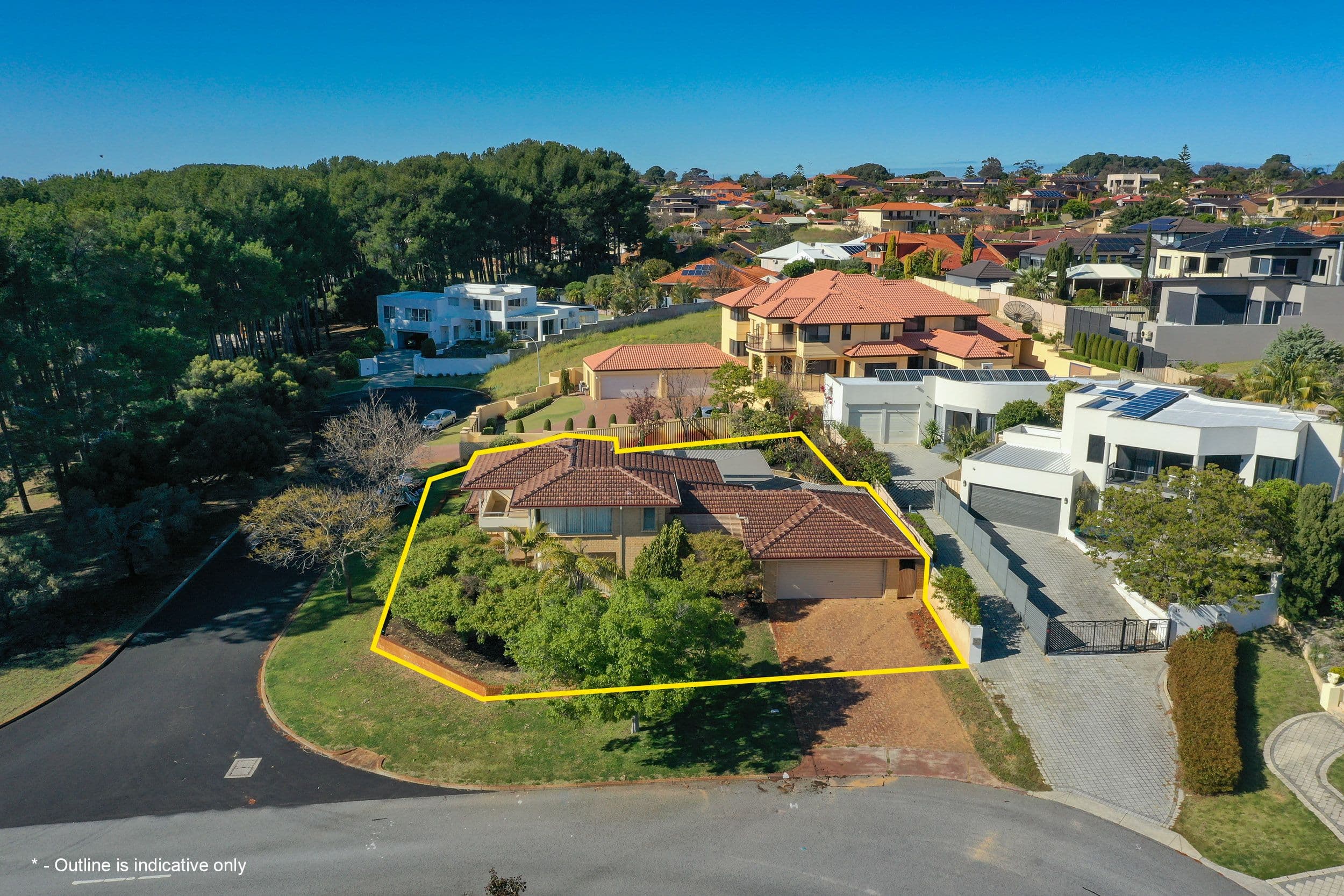 1 Bunning Place, Kardinya WA 6163, Kardinya - Image 1