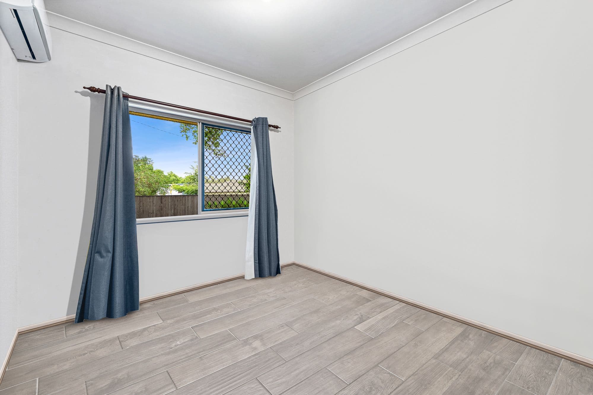 13 Harris Street, Bellbird Park QLD 4300, Bellbird Park - Thumbnail 8