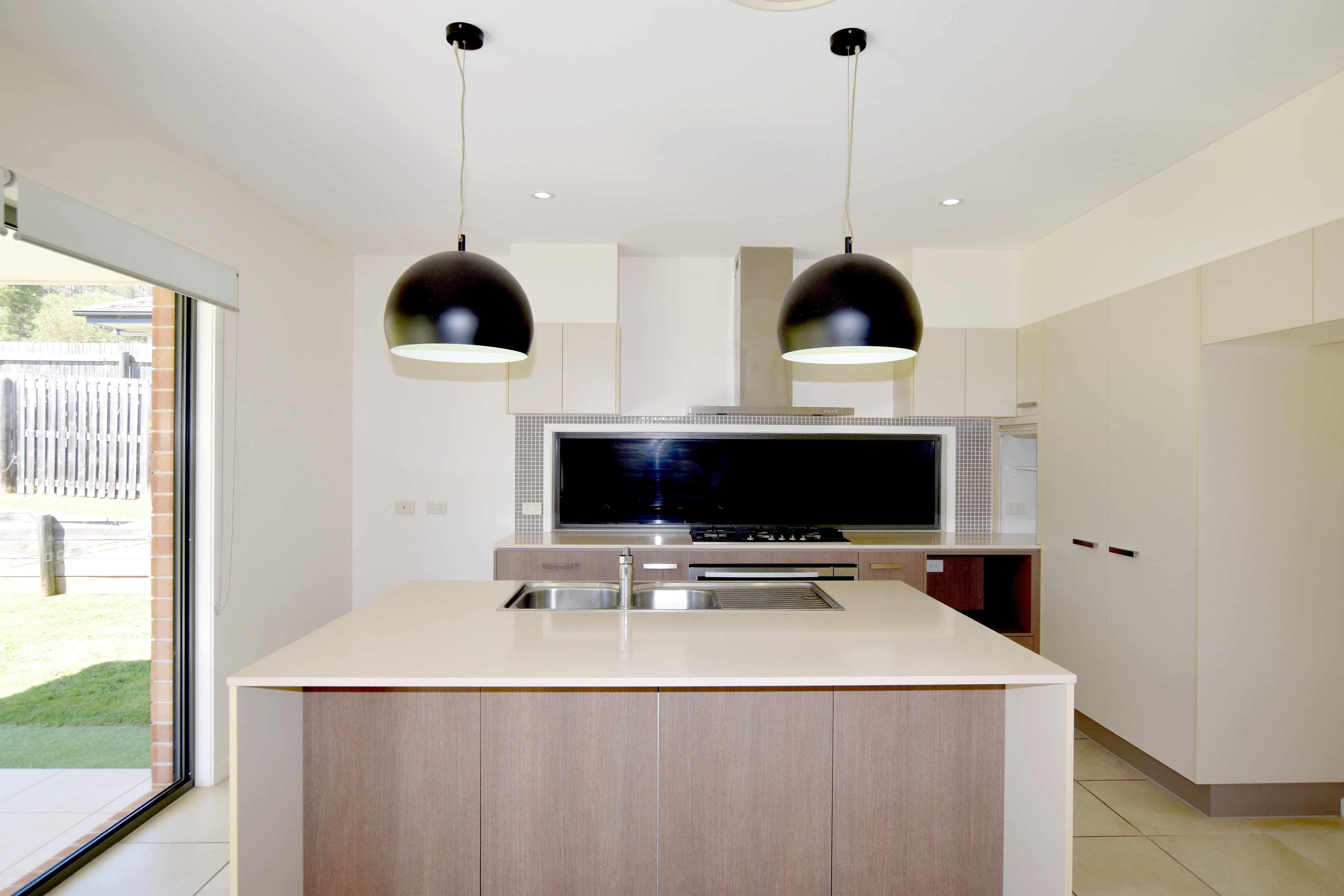 11 Cornforth Crescent, Kirkwood QLD 4680, Kirkwood - Thumbnail 3