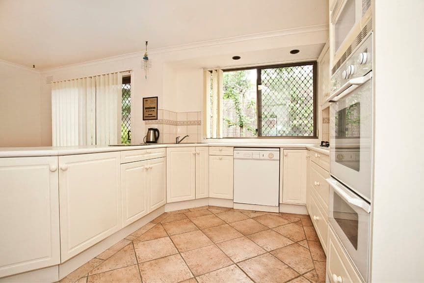 14 Adam Avenue, WHEELERS HILL VIC 3150, Wheelers Hill - Thumbnail 2