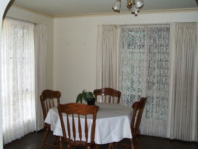 4 Kevin Court, MELTON SOUTH VIC 3338, Melton South - Thumbnail 4