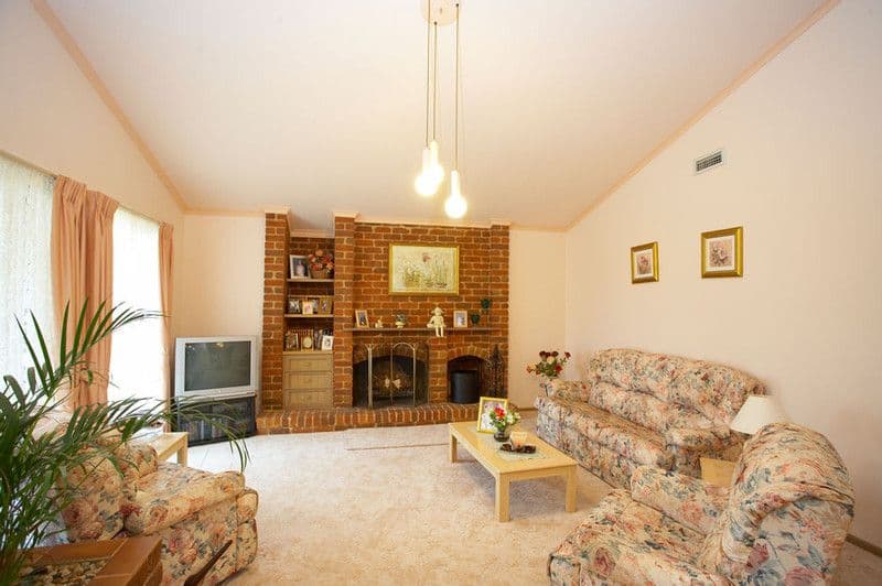10 Priscilla Court, MELTON VIC 3337, Melton - Thumbnail 5