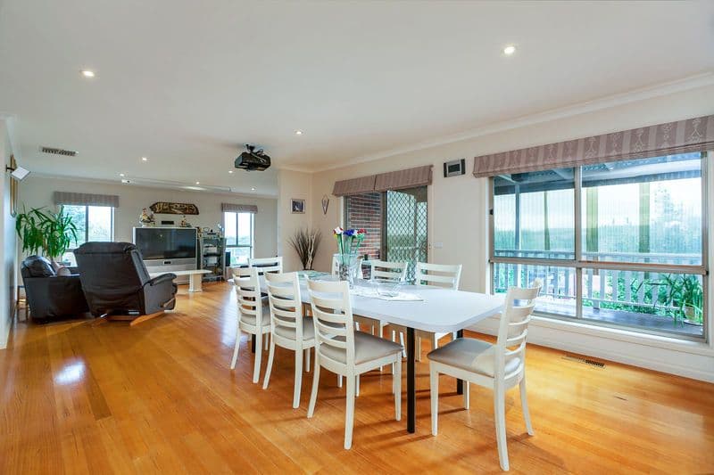 23 Lewins Rail Avenue, SOUTH MORANG VIC 3752, South Morang - Thumbnail 6