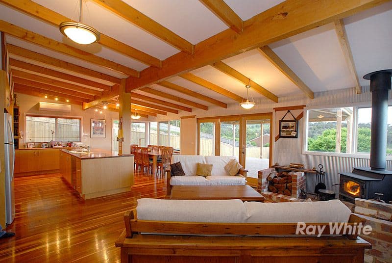 6 Walhalla Court, BEACONSFIELD VIC 3807, Beaconsfield - Thumbnail 2