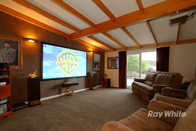 6 Walhalla Court, BEACONSFIELD VIC 3807, Beaconsfield - Thumbnail 4